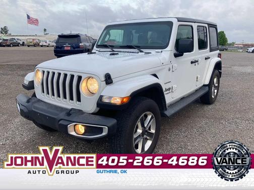 Bright White Clearcoat 2021 Jeep Wrangler Unlimited Sahara