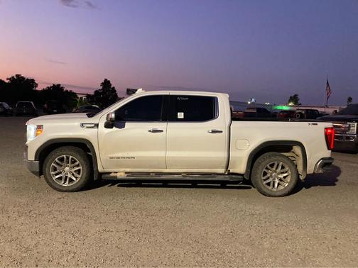 2021 GMC Sierra 1500 SLT