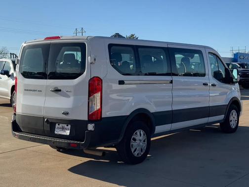 2022 Ford Transit-350 XLT