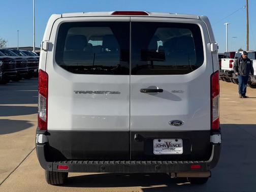2022 Ford Transit-350 XLT
