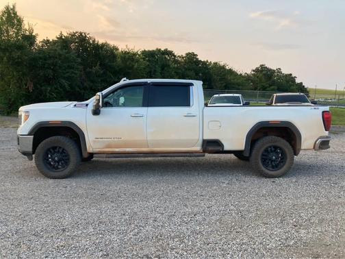2022 GMC Sierra 2500 SLT