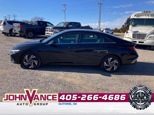 2025 Hyundai ELANTRA SEL Convenience