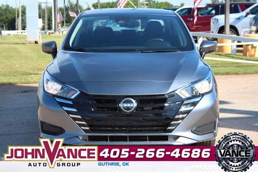 Gun Metallic 2024 Nissan Versa 1.6 SV