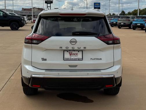 2024 Nissan Rogue Platinum
