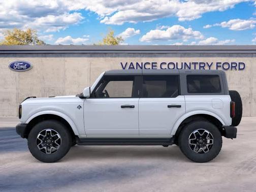 Oxford White 2026 Ford Bronco Outer Banks