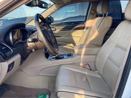 2020 Jeep Grand Cherokee Overland