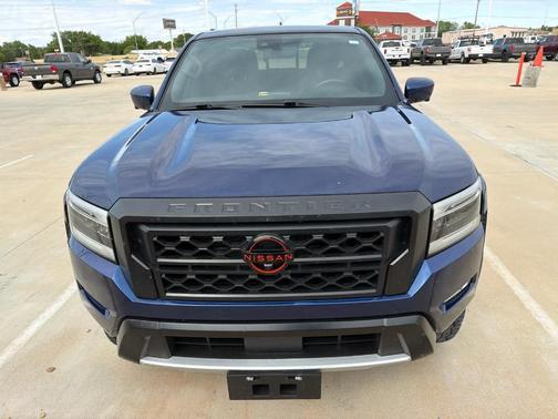 Deep Blue Pearl 2023 Nissan Frontier PRO-4X