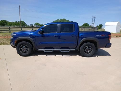 Deep Blue Pearl 2023 Nissan Frontier PRO-4X
