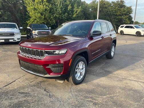 2025 Jeep Grand Cherokee Laredo X
