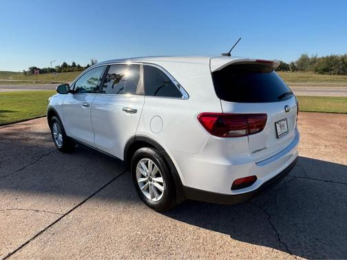 Snow White Pearl 2020 Kia Sorento LX