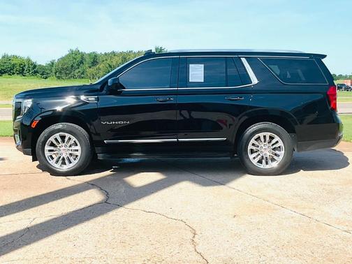 2022 GMC Yukon SLT