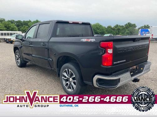 Black 2022 Chevrolet Silverado 1500 LT