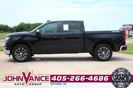 Black 2022 Chevrolet Silverado 1500 LT