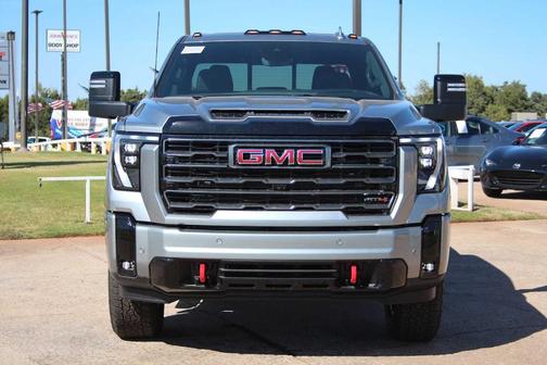 2025 GMC Sierra 2500 AT4