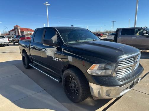2015 RAM 1500 SLT