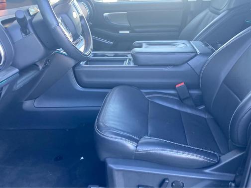 Agate Black 2025 Ford Expedition Platinum