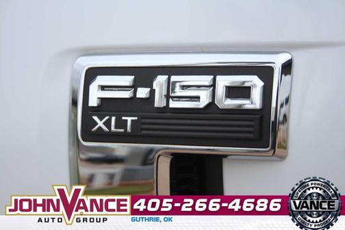 Oxford White 2022 Ford F-150 XLT