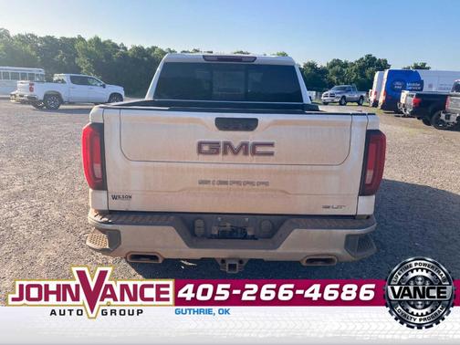 Summit White 2023 GMC Sierra 1500 SLT