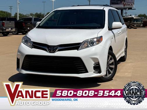 2020 Toyota Sienna LE