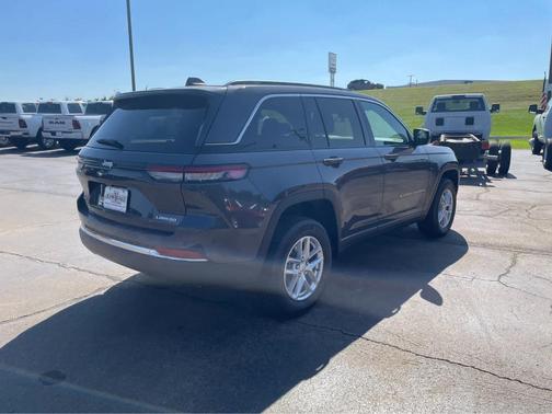 2025 Jeep Grand Cherokee Laredo X