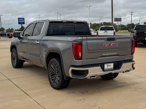 2022 GMC Sierra 1500 Limited SLT