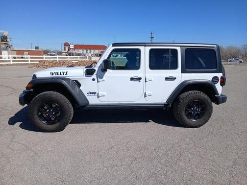 2025 Jeep Wrangler 4xe Sport