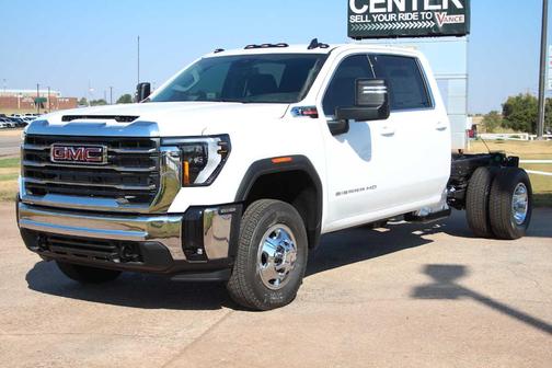 Summit White 2026 GMC Sierra 3500 SLE