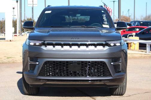 2026 Jeep Grand Wagoneer Base