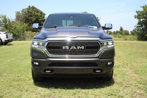 Granite Crystal Clearcoat Metallic 2020 RAM 1500 Limited