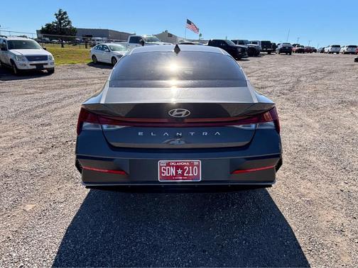 Gray 2025 Hyundai ELANTRA SEL Convenience