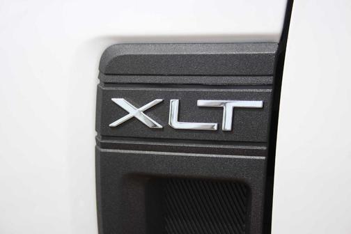 Oxford White 2024 Ford Maverick XLT