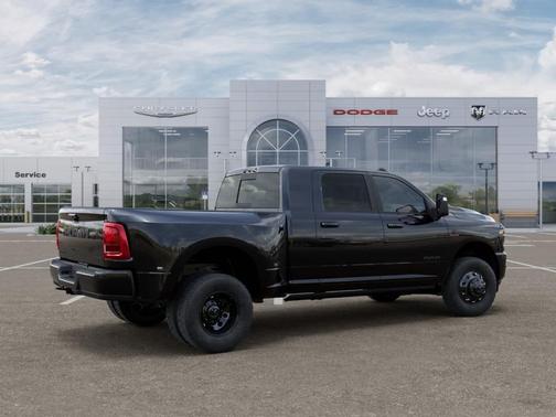Diamond Black 2027 RAM 3500 Laramie
