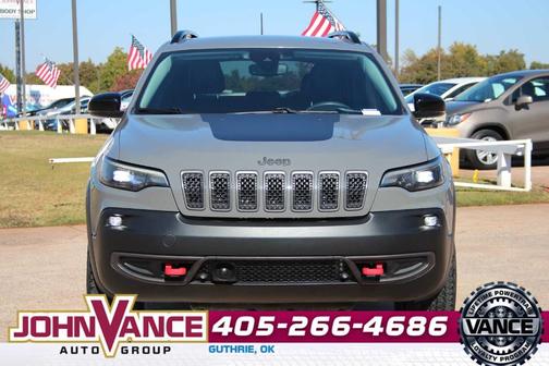 2022 Jeep Cherokee Trailhawk