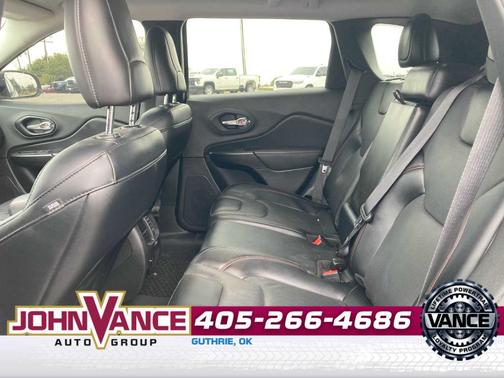 2022 Jeep Cherokee Trailhawk