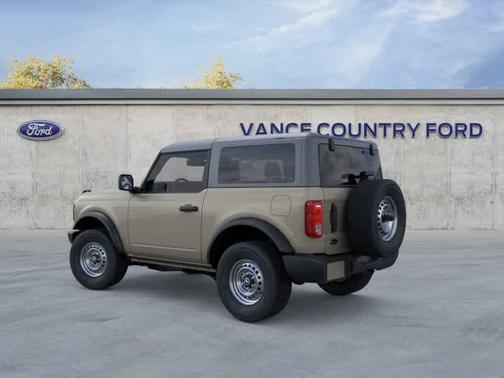 Desert Sand 2026 Ford Bronco Base
