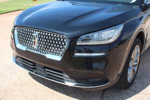 Infinite Black Metallic 2022 Lincoln Corsair Standard