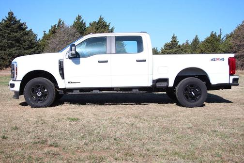 Oxford White 2026 Ford F-250 XL