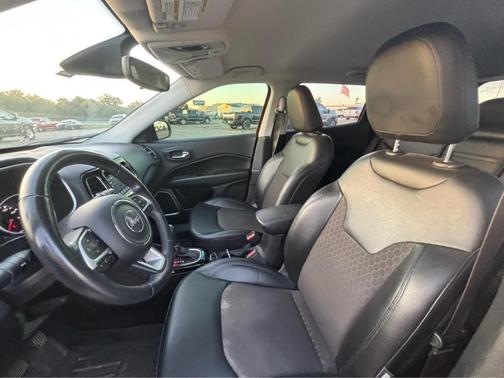 Red 2019 Jeep Compass Altitude