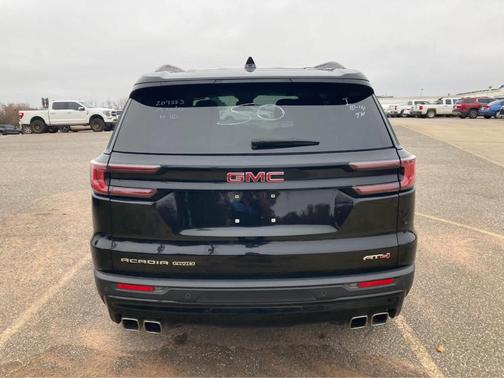 2024 GMC Acadia AT4