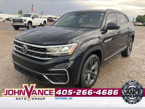 Deep Black Pearl Effect 2020 Volkswagen Atlas Cross Sport 3.6L V6 SE w/Technology R-Line