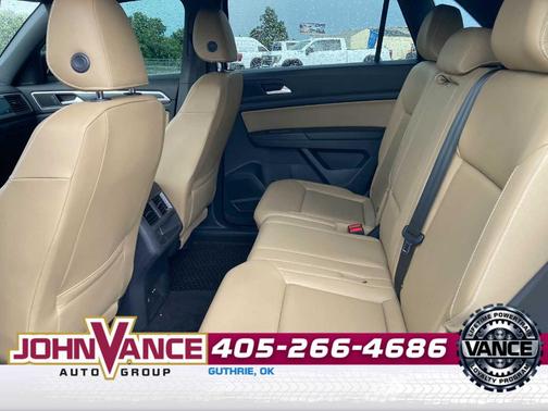 Deep Black Pearl Effect 2020 Volkswagen Atlas Cross Sport 3.6L V6 SE w/Technology R-Line