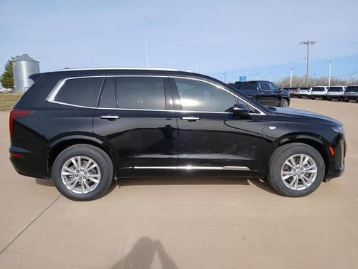 2025 Cadillac XT6 Luxury FWD