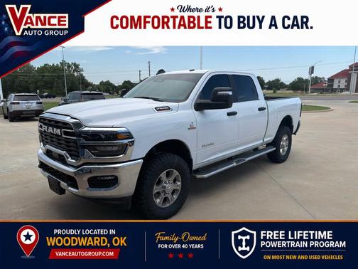 Bright White Clearcoat 2025 RAM 2500 Big Horn