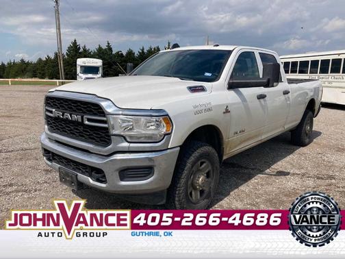 Bright White Clearcoat 2022 RAM 2500 Tradesman