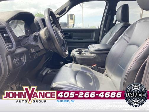 Bright White Clearcoat 2022 RAM 2500 Tradesman