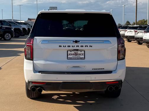 2023 Chevrolet Suburban Premier