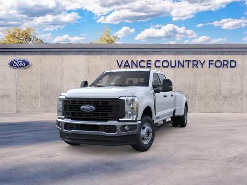 Oxford White 2026 Ford F-350 XL