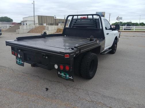 Bright White Clearcoat 2024 RAM 3500 Tradesman