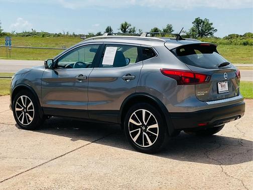 2017 Nissan Rogue Sport SL