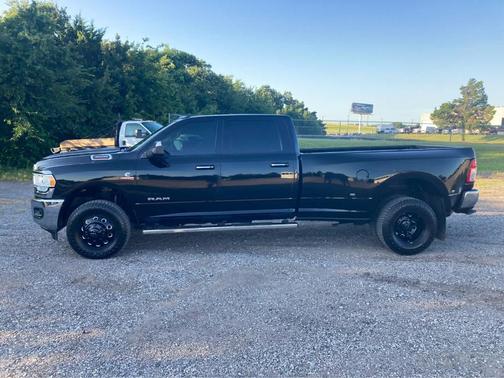 Diamond Black 2019 RAM 3500 Big Horn